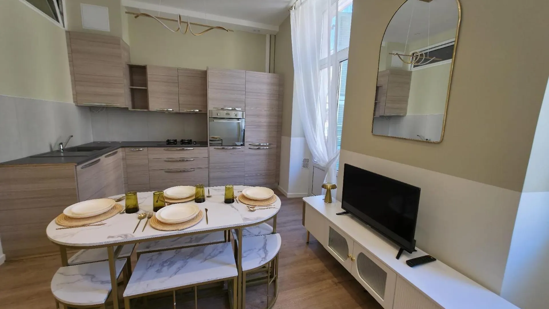 Gioffredo Nizza 0*,  Francia